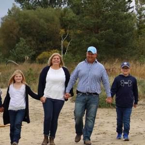 Meet your Posher, Amanda-kurt